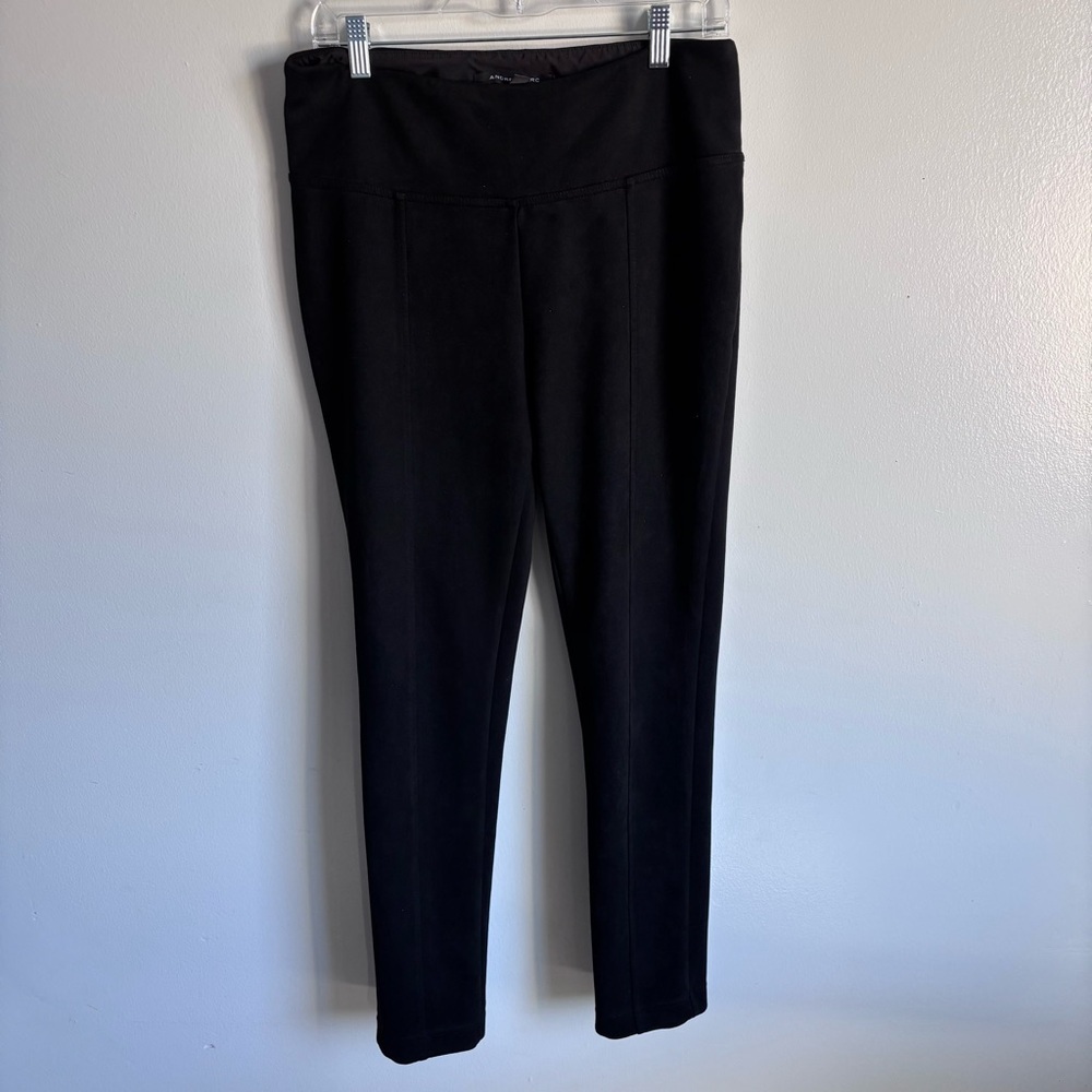 ⭐️⭐️⭐️Andrew Marc Classic Black Faux Suede Leggings size Medium